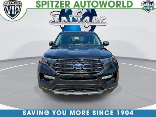 AGATE BLACK METALLIC 2023 Ford Explorer XLT