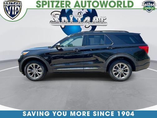 AGATE BLACK METALLIC 2023 Ford Explorer XLT