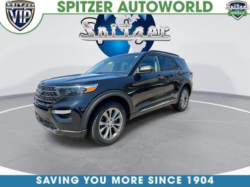 AGATE BLACK METALLIC 2023 Ford Explorer XLT