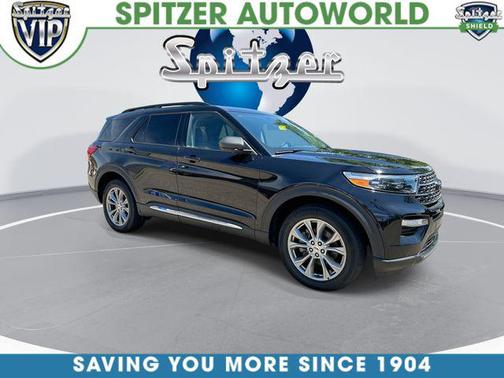 AGATE BLACK METALLIC 2023 Ford Explorer XLT