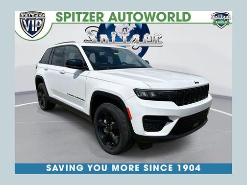 Bright White Clearcoat 2024 Jeep Grand Cherokee Altitude