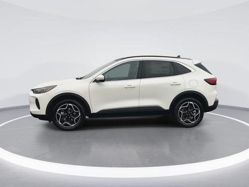 2026 Ford Escape Platinum