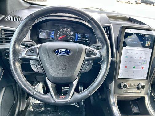 2023 Ford Edge ST