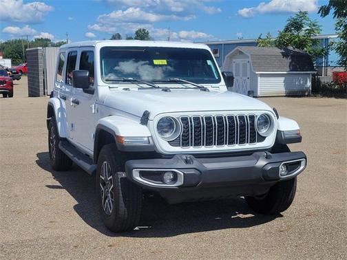 2024 Jeep Wrangler 4-Door Sahara 4x4