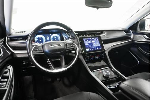 2021 Jeep Grand Cherokee L Laredo