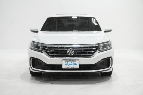 2021 Volkswagen Passat 2.0T R-Line