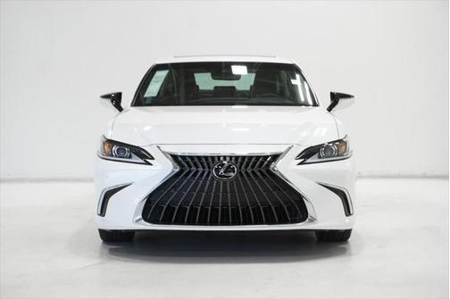 2022 Lexus ES 250 Base
