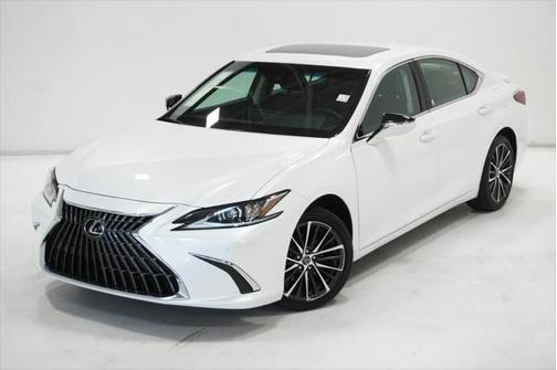 2022 Lexus ES 250 Base