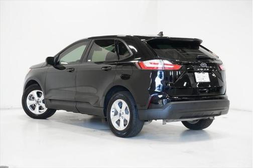 2021 Ford Edge SE