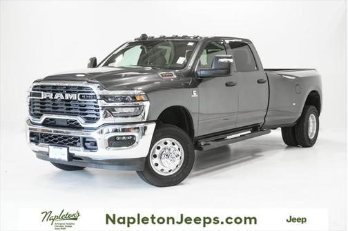 2025 RAM 3500 Tradesman Crew Cab 4x4 8' Box