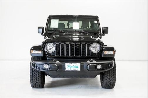 2025 Jeep Gladiator Nighthawk