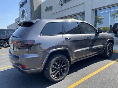 2019 Jeep Grand Cherokee Altitude