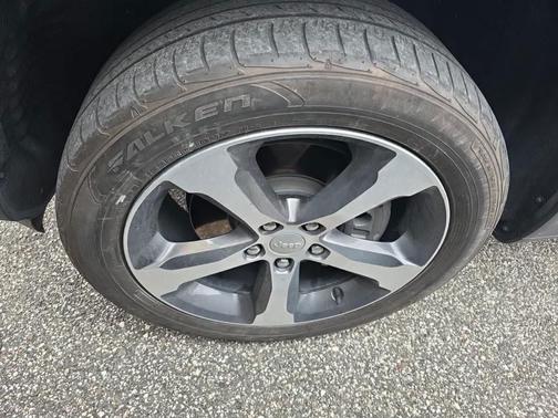 Silver Zynith 2023 Jeep Grand Cherokee 4xe Base