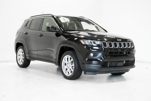 2023 Jeep Compass Latitude Lux