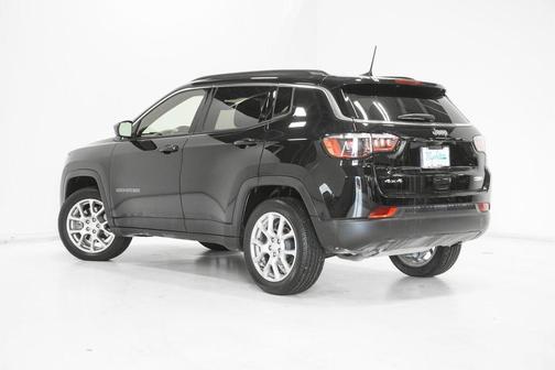 2023 Jeep Compass Latitude Lux