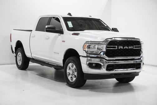 2022 RAM 2500 Big Horn Crew Cab 4x4 6'4' Box