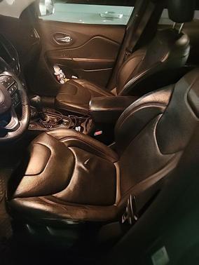 2019 Jeep Cherokee Trailhawk Elite