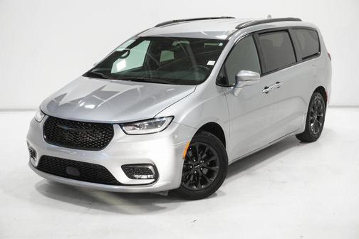 2021 Chrysler Pacifica Touring