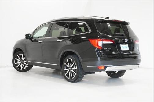 2022 Honda Pilot Touring 8-Passenger