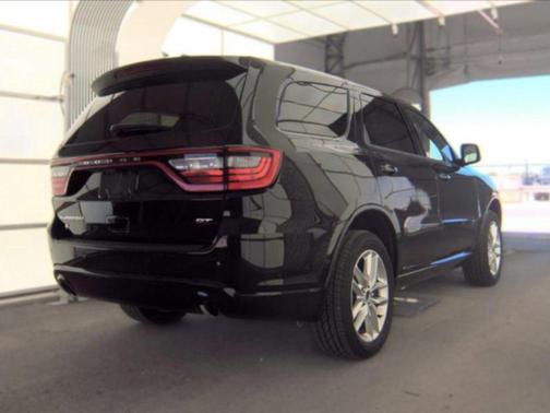 DB Black Crystal Clearcoat 2023 Dodge Durango GT AWD
