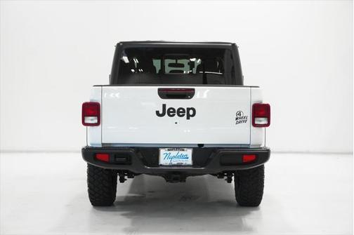 2021 Jeep Gladiator Willys 4x4