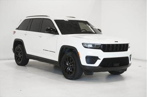 2024 Jeep Grand Cherokee Altitude