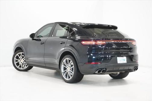 2021 Porsche Cayenne Base
