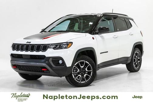 Bright White Clearcoat 2025 Jeep Compass Trailhawk