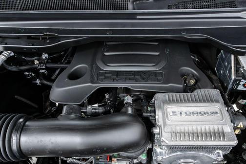 Diamond Black Crystal Pearlcoat 2026 RAM 1500 Big Horn/Lone Star