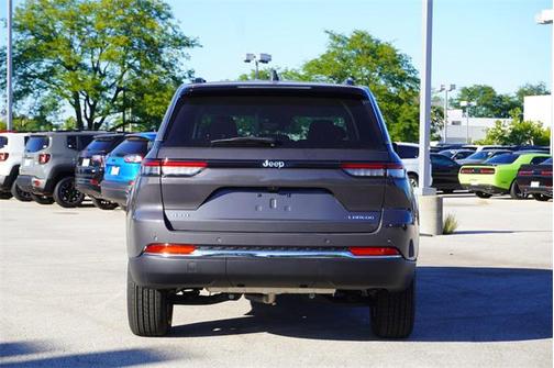 2024 Jeep Grand Cherokee Laredo