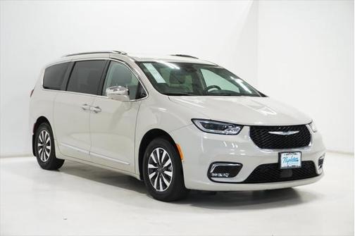 2021 Chrysler Pacifica Hybrid Limited