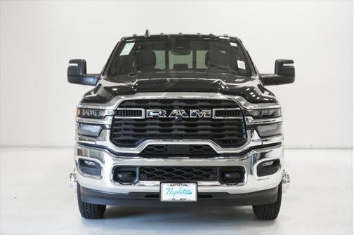 2025 RAM 3500 Tradesman Crew Cab 4x4 8' Box