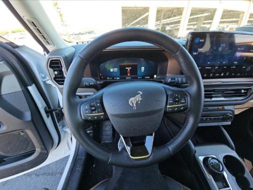 Oxford White 2025 Ford Bronco Sport Outer Banks