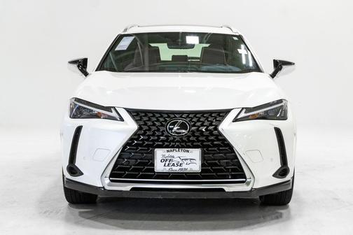 Eminent White Pearl 2024 Lexus UX 250h Base
