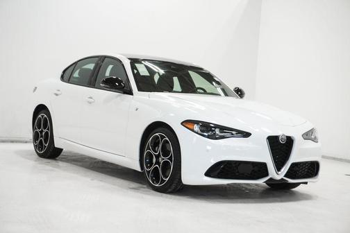 2024 Alfa Romeo Giulia Ti