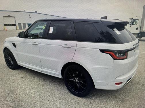 2022 Land Rover Range Rover Sport SVR