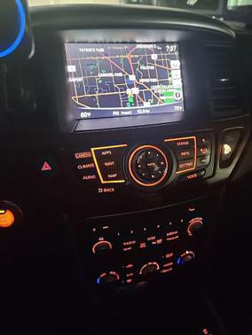 2017 Nissan Pathfinder Platinum