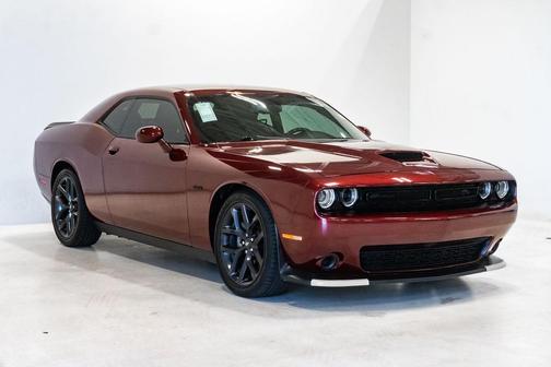 Octane Red Pearlcoat 2023 Dodge Challenger R/T