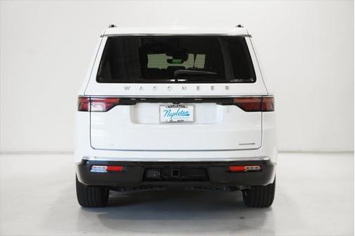 2023 Jeep Wagoneer Series III 4x4