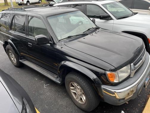 2002 Toyota 4Runner SR5
