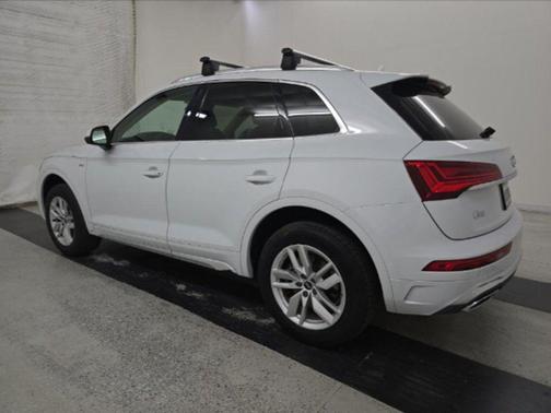 2022 Audi Q5 45 S line Premium