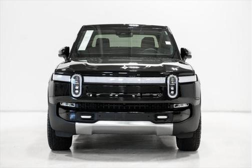 2024 Rivian R1T Adventure