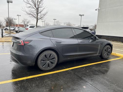 2025 Tesla Model 3 Long Range