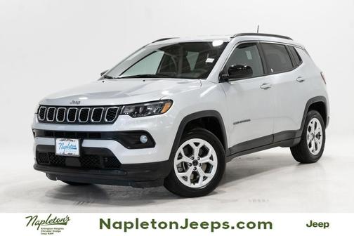 Silver Zynith Metallic Clearcoat 2025 Jeep Compass Latitude
