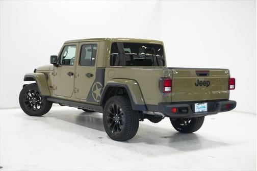 2025 Jeep Gladiator Nighthawk