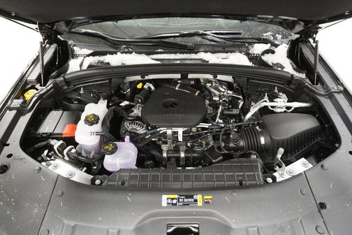 Diamond Black Crystal Pearlcoat 2026 Jeep Grand Cherokee Limited