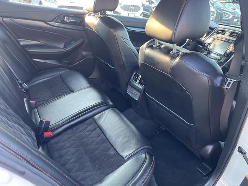 2023 Nissan Maxima SR Xtronic CVT