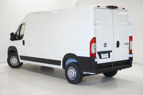 2026 RAM ProMaster 2500 Window Van High Roof