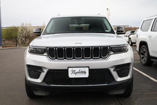 2024 Jeep Grand Cherokee Laredo