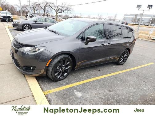 2019 Chrysler Pacifica Touring Plus